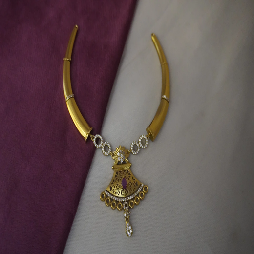Gold Kanti Necklace - Image 2