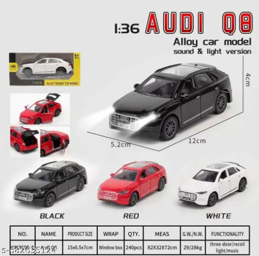 Mini Audi Q8 Diecast Car (Light & Music)