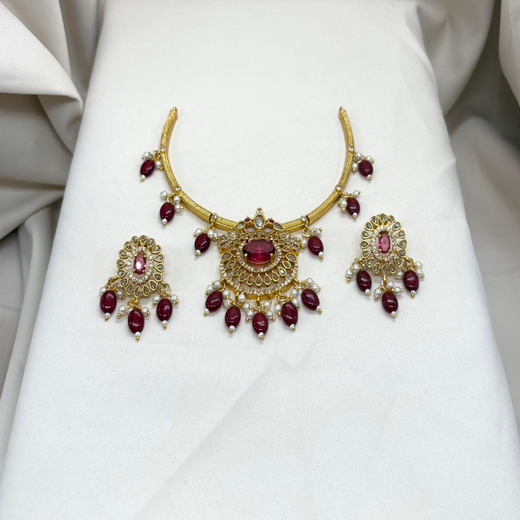 Matte Kanti Short Necklace