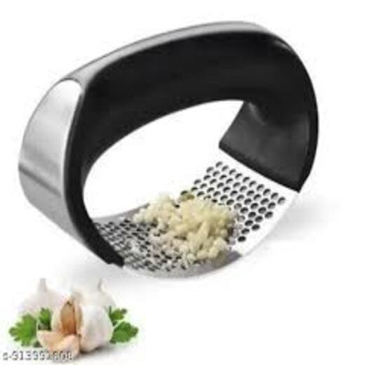 Garlic peeler
