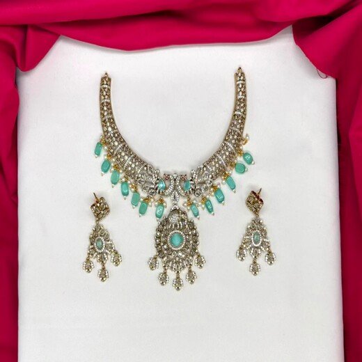 Victorian finishing floral elephant design with Mint Green beads Short Necklace