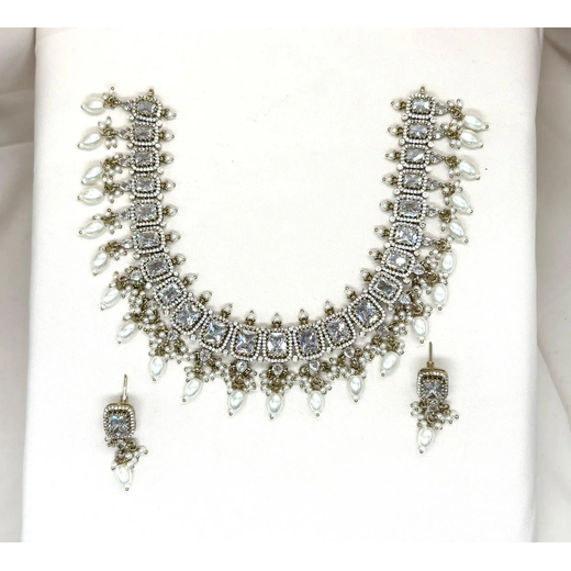 Victorian Short Necklace With Moissanite White stone
