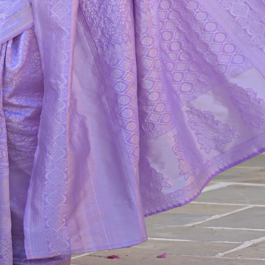 Light Purple Silk Woven Bananrasi Saree - Image 3