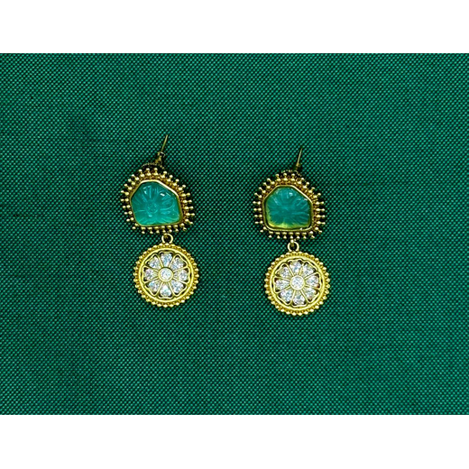 Gold Short Kanti Necklace - Image 3