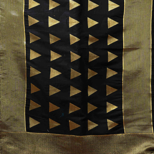 Black Silk Woven Banarasi Saree - Image 3