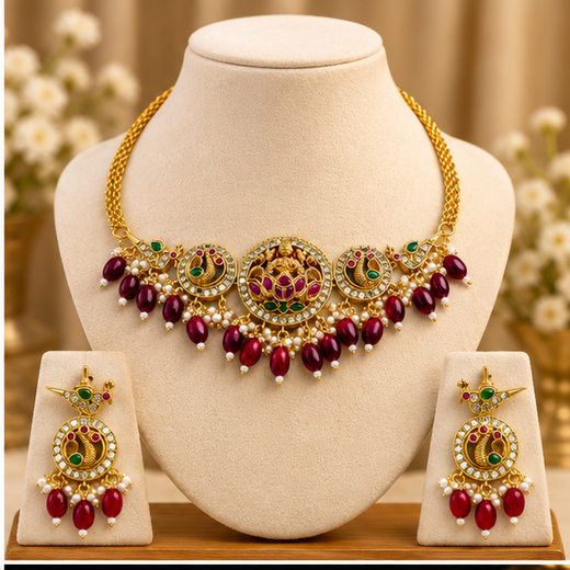 Lord Lakshmi Gold Choker - Image 2