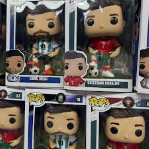 2 pcs - Ronaldo & Messi pop set net price 150 - Image 2