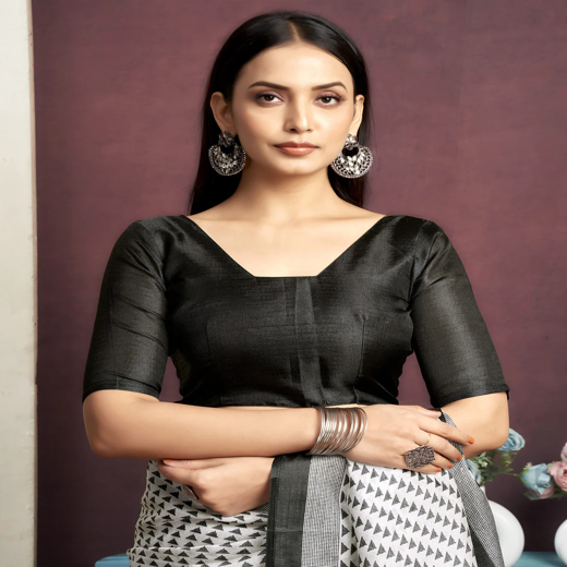 White Cotton Blend Printed Saree - Image 2