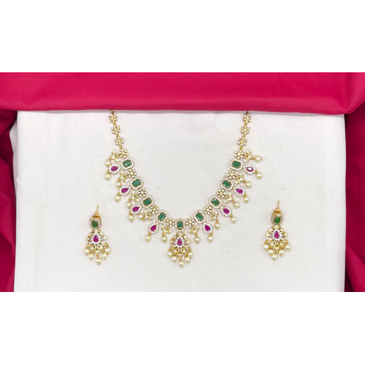Matte finishing flower design with Green and pink stones Short Necklace