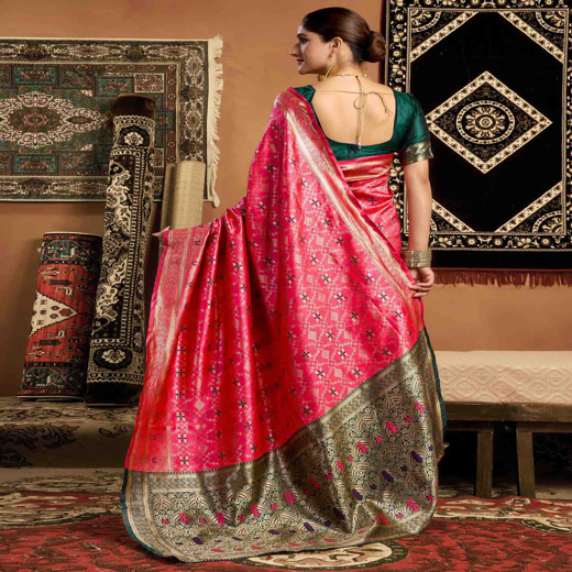 Coral Pink Banarasi Silk Saree - Image 4