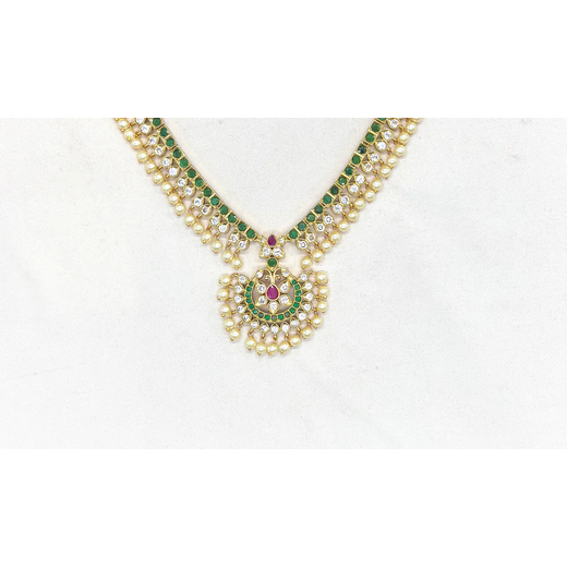 Matte finishing Green stones and white stones with White Pearls short Necklace - Image 2