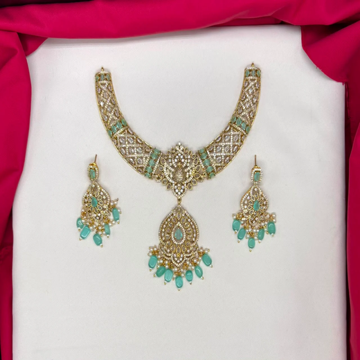 Mate finishing peacock with Mint-Green stones Short Necklace