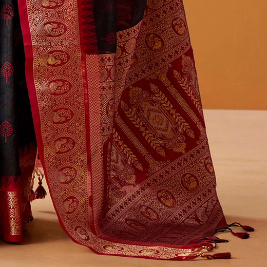 Black Silk Woven Kanjivaram Saree - Image 3