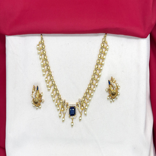 Matte finishing Peacock design with Blue Stone pearls Short Necklace - Image 2