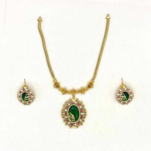 Vintage Style Emerald and Ruby Short Necklace