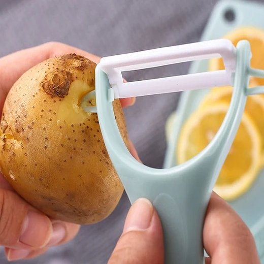 3-in-1 Chopping Board, Knife & Peeler Set - Image 4