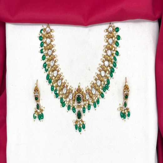 Polki Kundan Green Beads With Pearls drop Short Necklace - Image 2