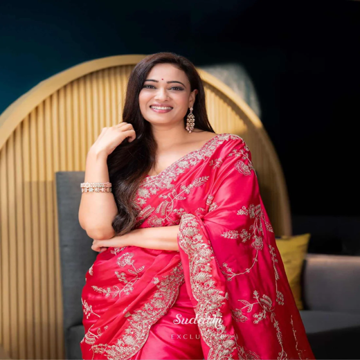 Shweta Tiwari Blush Pink Sequin Embroidered Silk Saree - Image 3