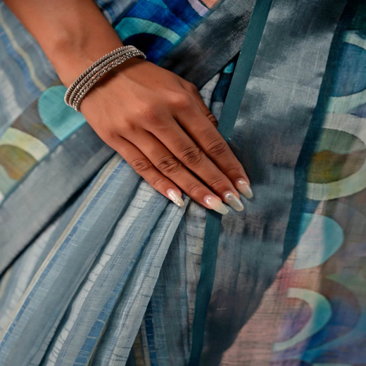 Grey Linen Printed Zari Border Saree - Image 3