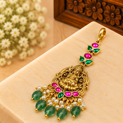 Jadau Kundan Finishing With Lord Lakshmi Design Maang Tikka - Image 2