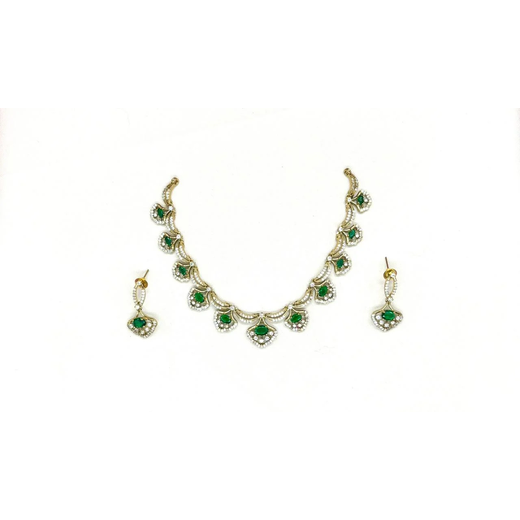 Victorian Green-Stone Short Necklace