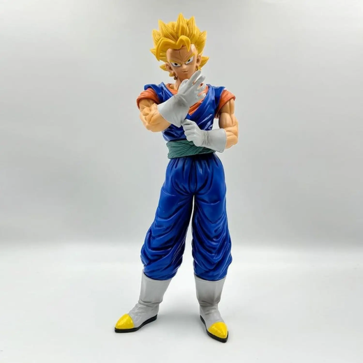 Giant vegeta figure yellow hair - Image 4