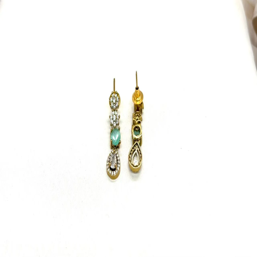 Victorian With Small Mint-Green Stone Short Necklace - Image 2