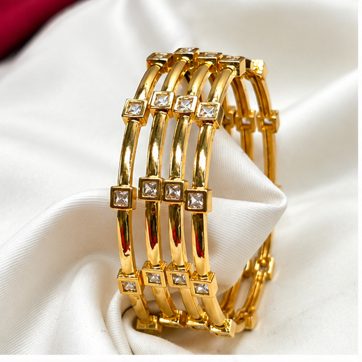 Pure Panchaloham White Stone 4 Bangles