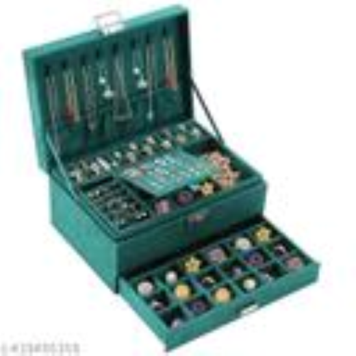 Velvet Jewellery Box - Image 2