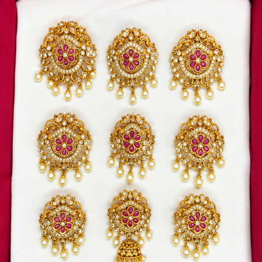 Victorian finishing Jadai Billai With Pink Flower Designed