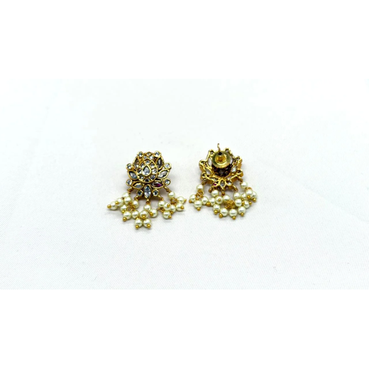 Gold finishing Flower Designed White Stones Short Necklace - Image 3