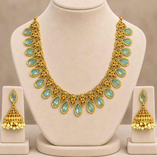 Matte finishing Mint-Green Leaf Designed Short Necklace