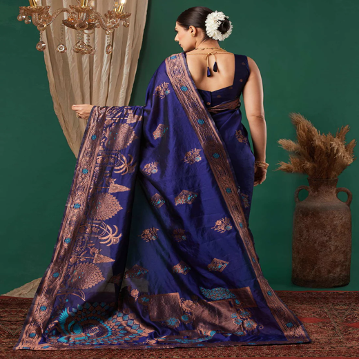 Navy Blue Silk Woven Banarasi Saree - Image 4