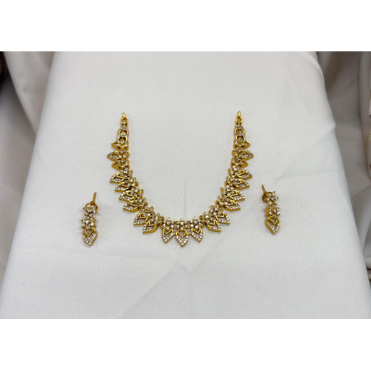Short Gold Necklace