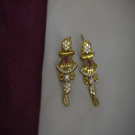 Gold Kanti Necklace - Image 3