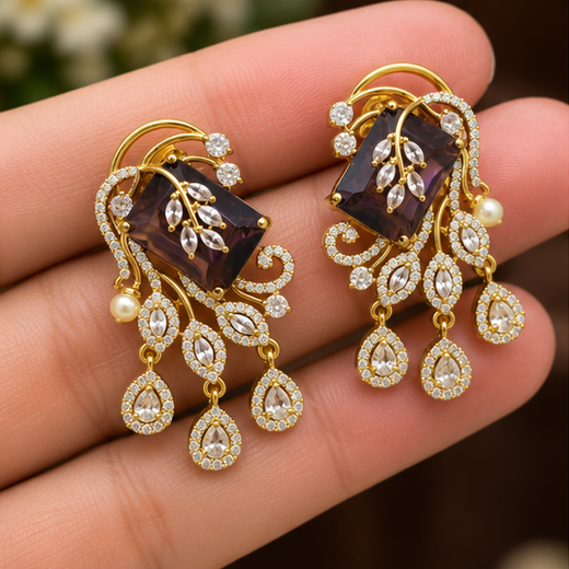 Leaf Design AD Earring - Image 3