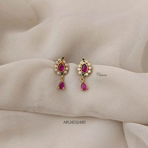 Matte Finishing Floral Design With Pink Stones Earring - Image 4