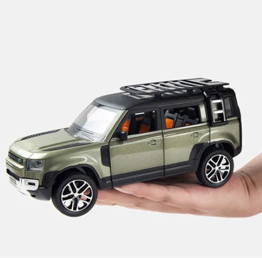 QY Toys Imported Land Rover Defender 110 1:32 - Image 4
