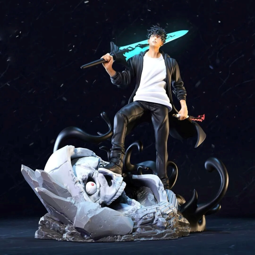 Solo Leveling Figurine On Mountain - Image 4