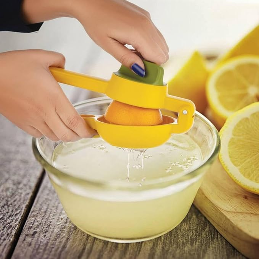 Manual Squeeze and Twist Hand Juicer