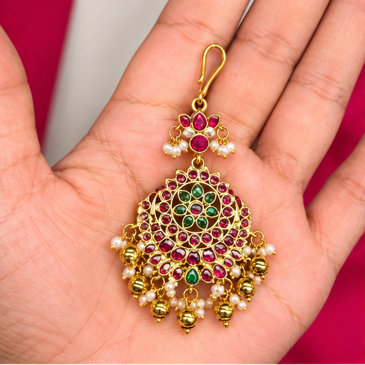 Jadau Kundan Finishing Floral Design Golden Balls Maang Tikka