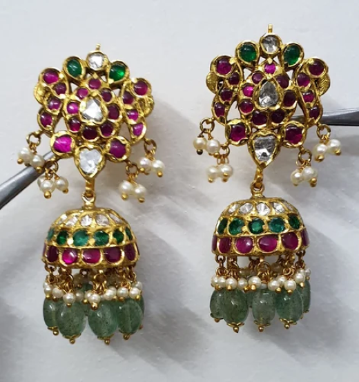Jhumka emerald Kempu stones with pearl and green bead embellishment earrings - Image 2
