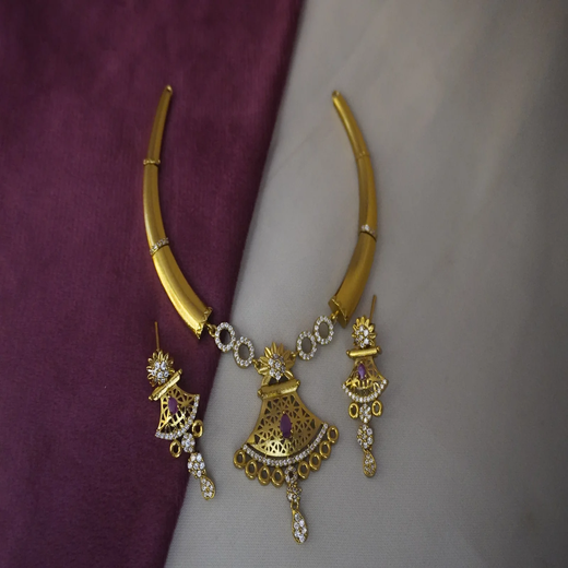 Gold Kanti Necklace