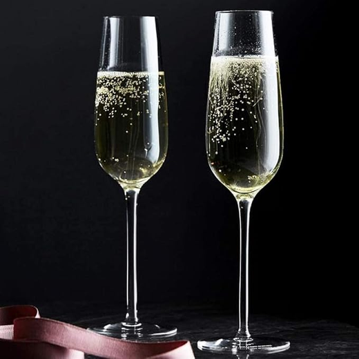 Round Clear Wine Glass - Image 4