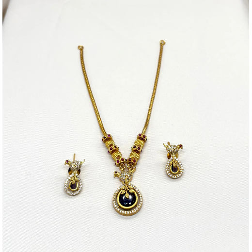 Matte finishing with purple stone flower designed Short Necklace