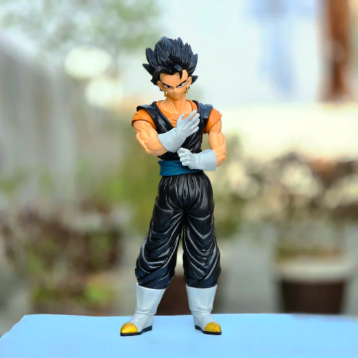 Giant vegeta figure Black hair - Image 4