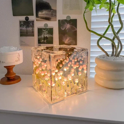 Square Tulip Lamp - Image 4