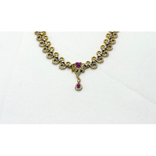 Matte finishing Flower Designed Short Necklace - Image 2