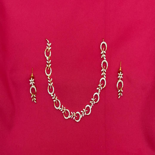 Zircon stones in a floral and leaf-inspired motif short Necklace