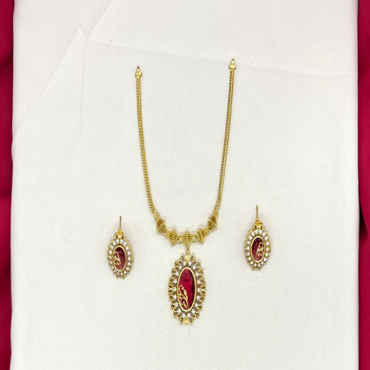 Vintage Style Emerald and Ruby Short Necklace - Image 2